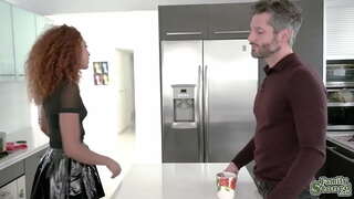 Ebony stepdaughter Brixley बेंज thanking उनको stepdaddy यौन slobbing आफ्नो डिक र सवारी मा उहाँलाई oblivion