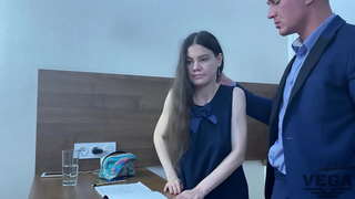 ���ลับบ้านชั้นเรียนออกจากมือขวาและครูอยากให้นักเรียนอยู่ในก้น