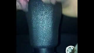 Jenni van Deventer cum car amet