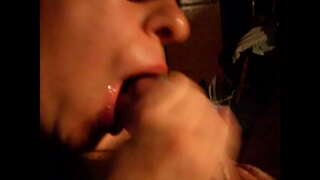 Pajeando ve emme üzerinde the kafa arasında the horoz