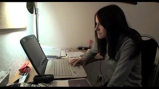 ���ั่นที่รักมันแพร่กระจายขาเปิดกว้าง