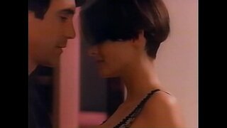 Wendy हैमिल्टन धेरै दुर्लभ सेक्स दृश्य (रन)