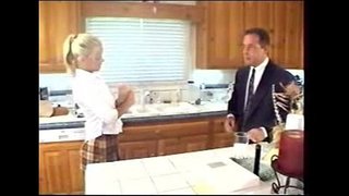 Jodie Moore-金髪ベビーシッター