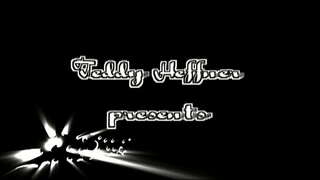 Trīs karstā cāļi un mīlestība, dīvāns