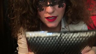 Apa Sampeyan Arep Kanggo Duwe Kathok? Te le mando, Porcone. Jeng Hotwife Venus.