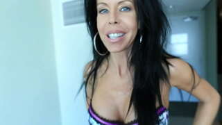 Tabitha Stevens estas reen en komerco! &#039;18.01.24.