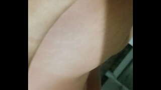 Я люблю трахати свою маму