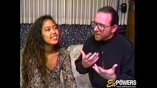 Mladi rjava lisica prišlo razprši po poku