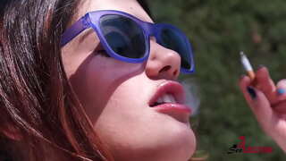 Το σεξ το πρωί, στο σαλέ με το γείτονα σέξι