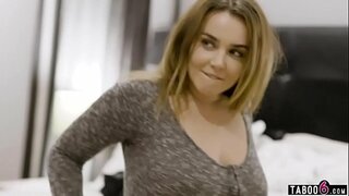 Big boobs couchsurfer bandė pavogti iš vaikinas hostingas jos