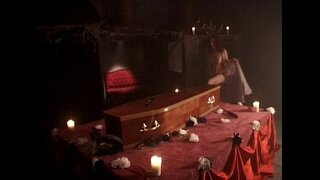 ���ቀዳሚ ግምገማዎች - Hptel Hyde - ትዕይንት 7