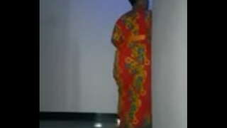 Wobbly ලොකු අප්රිකානු donk කොල්ලයෙන්