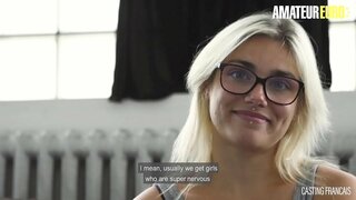 AMATIERU EURO - Amatieru PAWG Blondīne Gaby Hardcore Fucked ir Pirmais Porno Klausīšanās