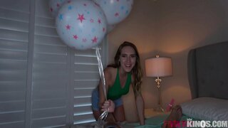 Žingsnis-Sis Suteikia Stora Pūlingas, kad Brolis į B-Day