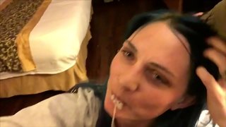 E kasá mi ta cuba di bola i kombidá na otro na unico di nos, A risibí Dos Corda manera ta un Combinacion di rekompensa: mira Conta i Sunú