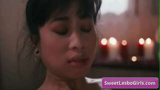 Žiūrėti busty azijos lesbo gauti suviliotas jos klientas po sensual masažas